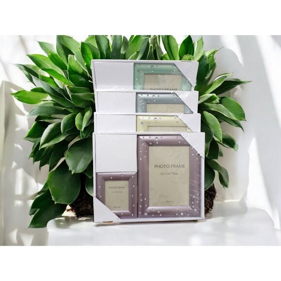 Resin Embedded Rhinestones Photo Frame Sets 4 Colors 4" x 6"- "2.5" x 3.5" Sets - Picture 2 of 4